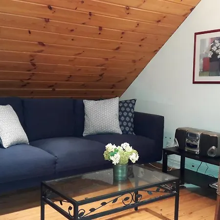 Cerise Apartment *